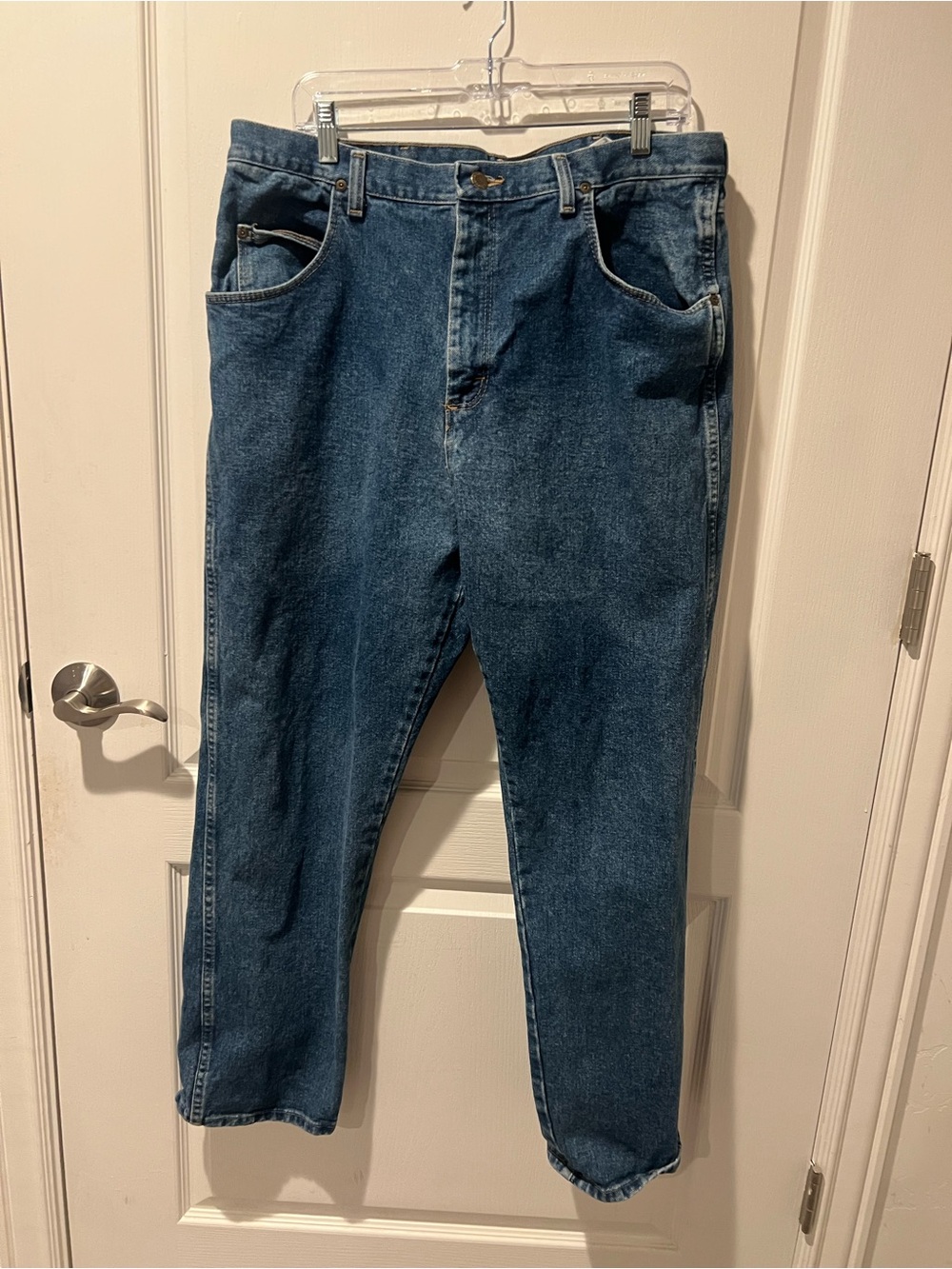 Wrangler Men's Dark Blue Relaxed Fit Jeans